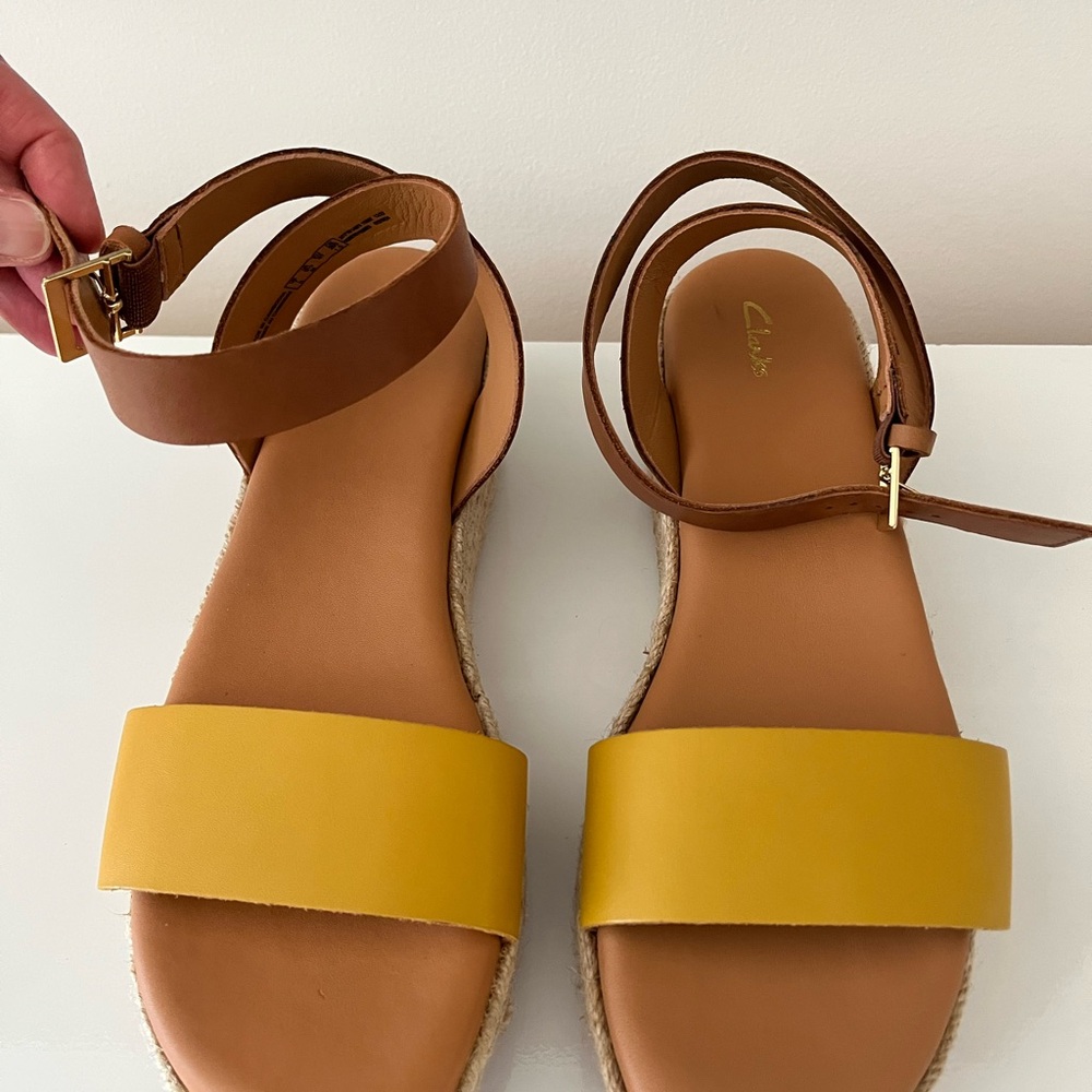 Clarks Women's Sandals with Yellow and Brown Straps